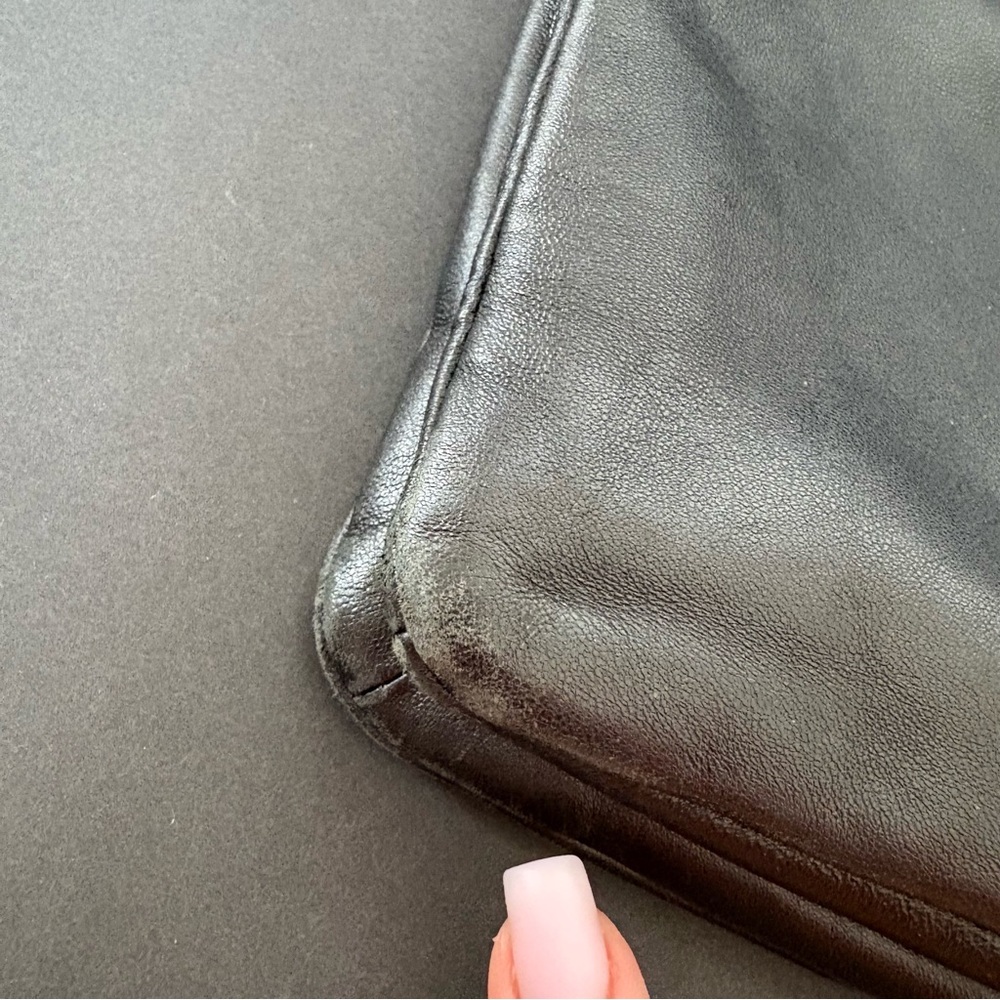 Vince Camuto Sleek Black Large Leather Tote Shoulder Bag Career Office Laptop - Picture 7 of 16